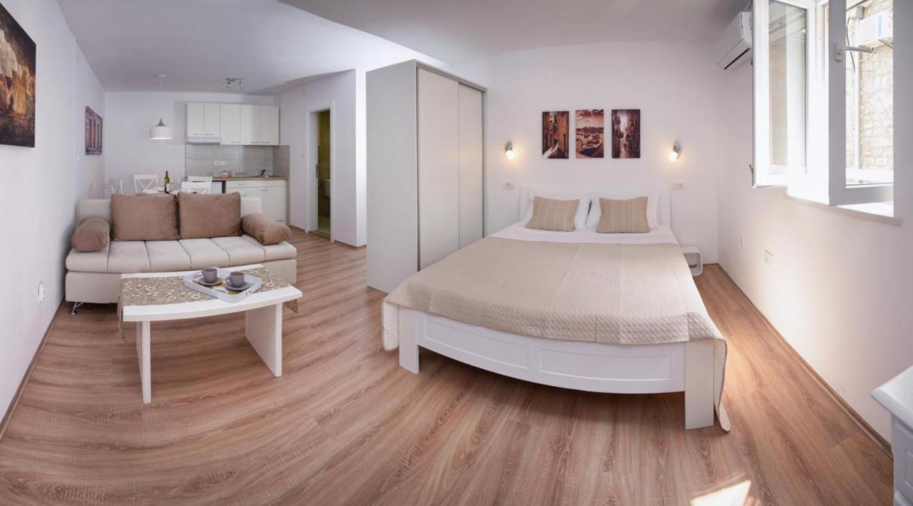 Luce Apartment Budva
